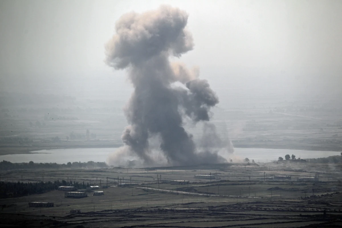 Rosja dostarcza unowocześnione pociski przeciwokrętowe Jachont do Syrii - poinformował "New York Times". Gazeta komentuje, że świadczy to o sile rosyjskiego wsparcia dla syryjskiego reżimu prezydenta Baszara el-Asada. Minister spraw zagranicznych Rosji Siergiej Ławrow odpowiedział, że jego kraj nie ukrywa tego faktu i nie narusza międzynarodowego prawa.