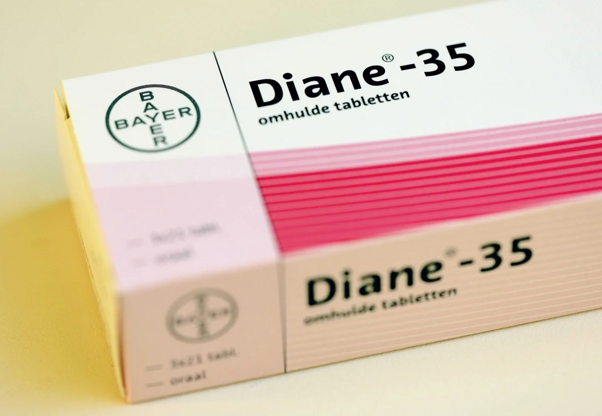Ostrożnie z Diane 35, to nie jest środek antykoncepcyjny - ostrzega prezes Urzędu Rejestracji Produktów Leczniczych. Ostrzeżenie wynika z nowych rekomendacji Komitetu Europejskiej Agencji Leków (EMA), która po skandalu we Francji przez kilka miesięcy analizowała ryzyko używania tego preparatu.