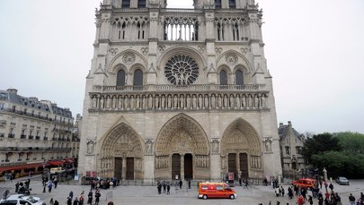 Pisarz zastrzelił się w Notre Dame. Wcześniej umieścił na blogu znaczący wpis