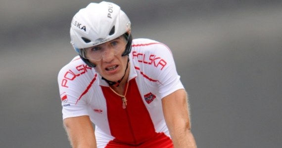Przemysław Niemiec zajął trzecie miejsce na 16. etapie kolarskiego Giro d'Italia w miejscowości Ivrea. Na finiszu wyprzedzili go towarzysze ucieczki - Hiszpan Benat Intxausti oraz Estończyk Tanel Kangert. Różową koszulkę lidera zachował Włoch Vincenzo Nibali.
