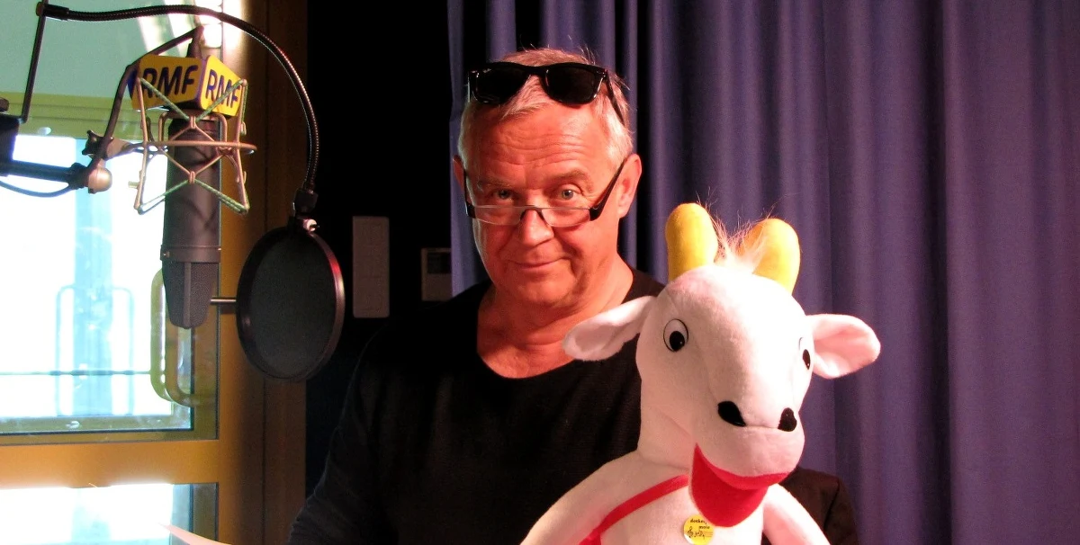 Krótko o tym, jak Piotr Adamczyk i Cezary Pazura doprowadzili (niemal) Koziołka Matołka do Pacanowa, a nas – do niejednego wybuchu śmiechu.