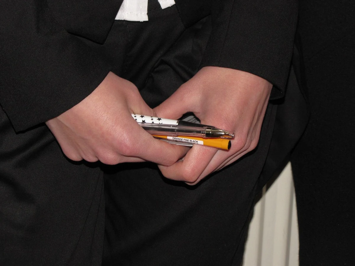 Maturzyści przystąpili do pisemnego egzaminu z języka francuskiego. Egzamin pisemny na poziomie podstawowym z wybranego języka obcego nowożytnego jest jednym z obowiązkowych egzaminów na maturze.  