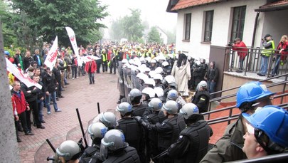 Manifestacja w obronie kopalni. Policja musiała użyć pałek i gazu 