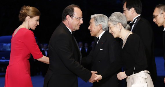 Gafa prezydenta Francji w czasie wizyty w Tokio znalazła się na językach Francuzów! Francois Hollande pomylił w oficjalnym przemówieniu goszczących go Japończyków z... Chińczykami!
