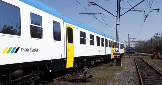 Po likwidacji 40 procent połączeń na początku czerwca Koleje Śląskie próbują rozładować tłok w pociągach. Konieczne było doczepienie dodatkowych wagonów do niektórych składów. 