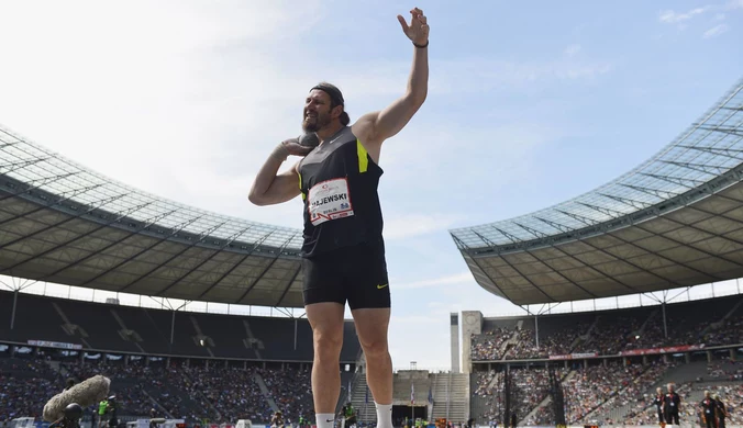 Majewski i Armstrong na Starym Rynku w Płocku