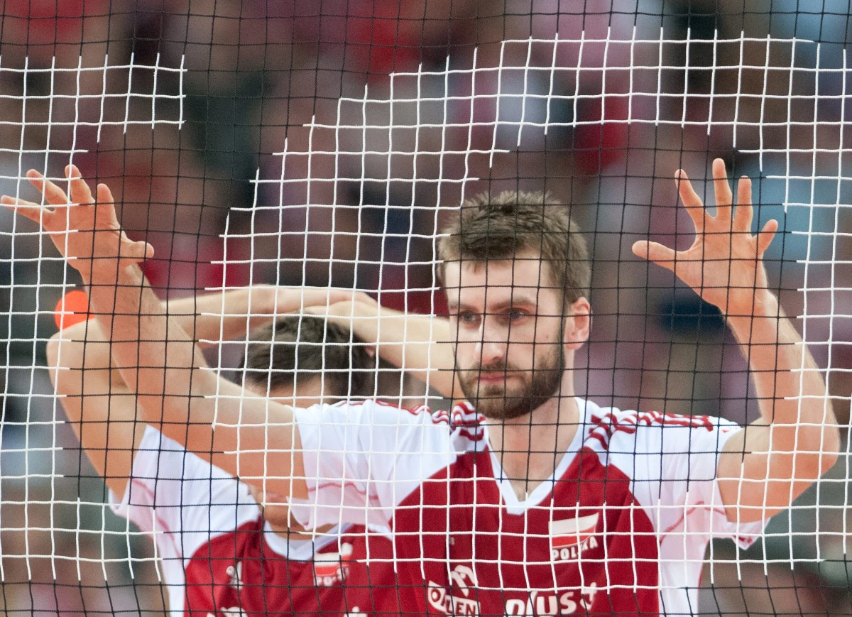 Biało-czerwoni siatkarze polecieli rano do Francji. W weekend zagrają tam dwa kolejne spotkania w ramach Ligi Światowej. W porównaniu do meczów z Brazylią trener Andrea Anastasi nieco zmienił skład.