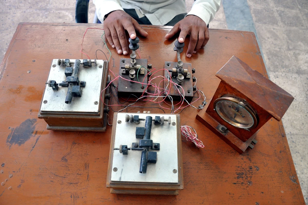 Ostatni w historii telegram zostanie w przyszłym miesiącu wysłany w Indiach. 14 lipca, po ponad 160 latach funkcjonowania, ten sposób komunikacji na zawsze odejdzie do lamusa. U nas zrezygnowano z niego już ponad 10 lat temu.