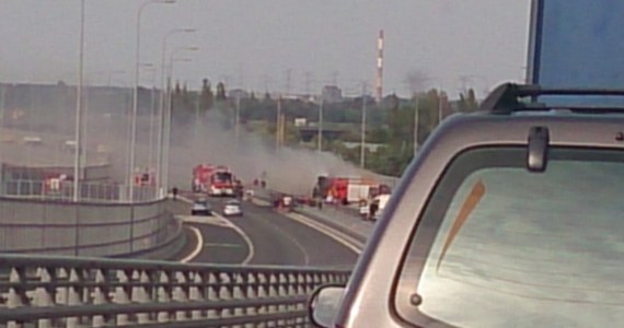 W okolicach Gdańska, na drodze S7 zapaliła się ciężarówka. Przez dwie godziny droga była całkowicie zablokowana; niedogodności trwały jednak do późnych godzin. Informację o wypadku otrzymaliśmy na Gorącą Linię RMF FM