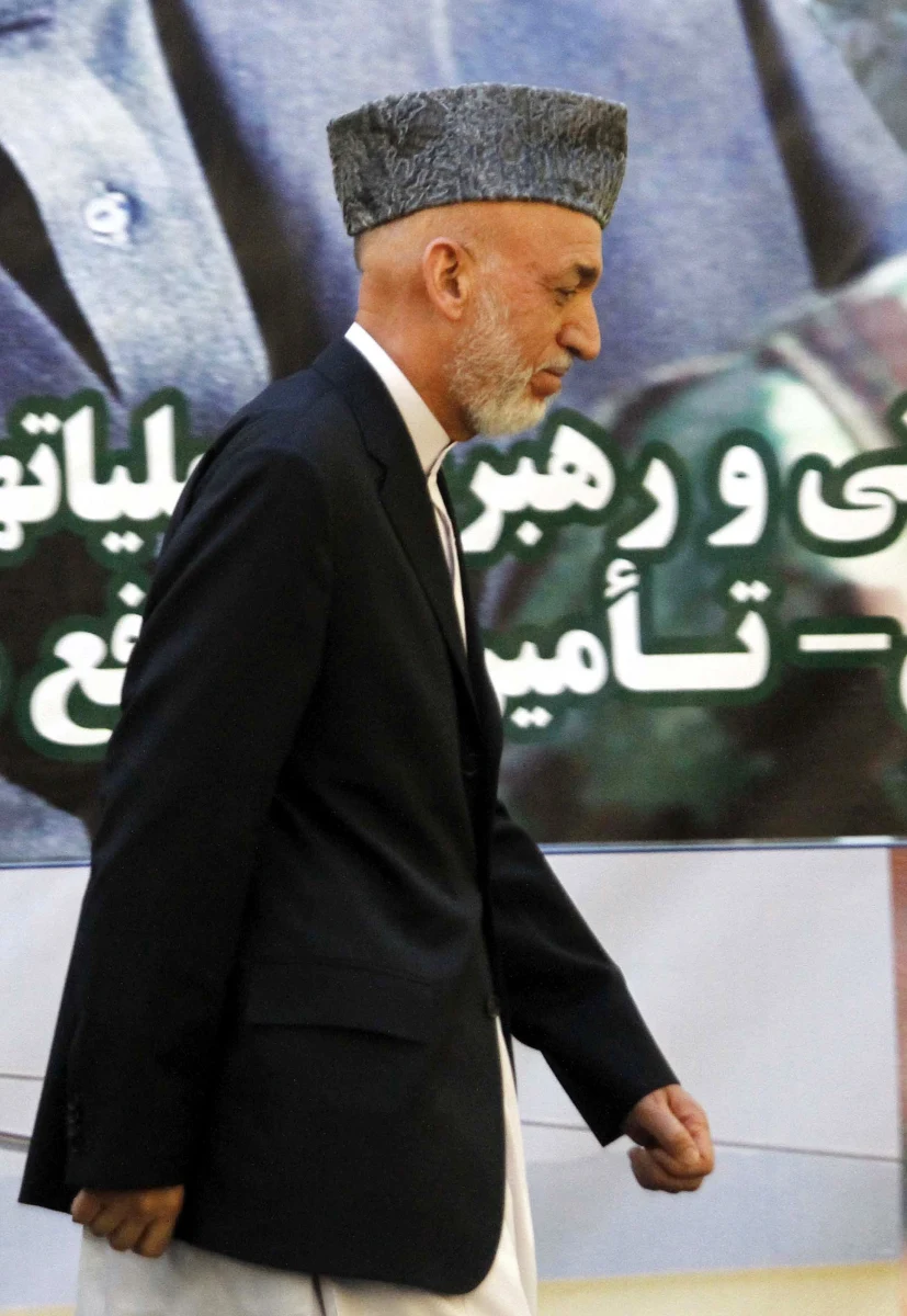 Prezydent Afganistanu Hamid Karzaj gotów jest przyłączyć się do planowanych rozmów pokojowych Amerykanów z talibami. Chce jednak usunięcia z biura talibów w Katarze ich flagi i tablicy z nazwą. Chce też oficjalnego listu o poparciu USA dla rządu w Kabulu.