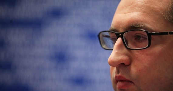 Adam Bielan jest coraz bliższy powrotu do PiS. Kilka dni temu został jednym ze sponsorów koncertu, który towarzyszył odsłonięciu pierwszego w Polsce pomnika Lecha i Marii Kaczyńskich – dowiedział się „Newsweek”.