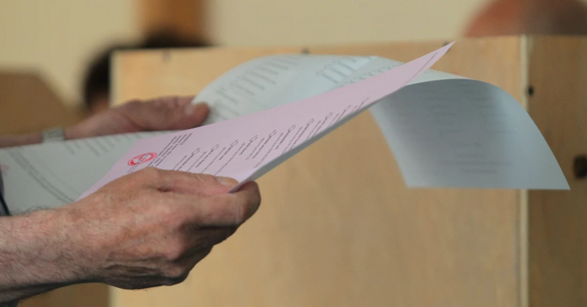 Kandydat Prawa i Sprawiedliwości Jerzy Wilk z wynikiem prawie 32 procent wygrał pierwszą turę wyborów prezydenckich w Elblągu. W drugiej turze za dwa tygodnie zmierzy się z Elżbietą Gelert. Kandydatka PO zdobyła 21,25 procent głosów. 