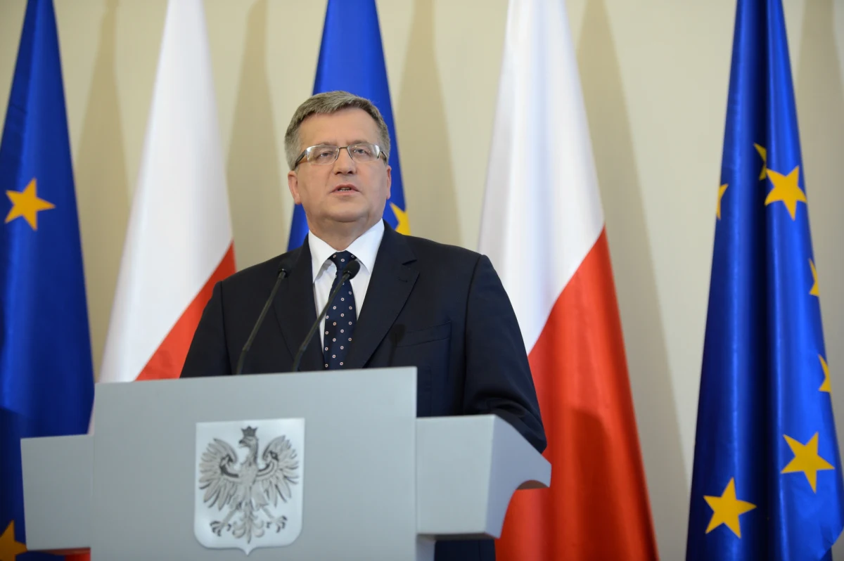 Prezydent wystąpił do TK, z wnioskiem ws. ustawy o SKOK-ach. Bronisław Komorowski zwrócił się o rozstrzygnięcie, czy w przypadku ustawy ważniejsze jest zapewnienie ważności stabilności finansów czy gwarancje dla prawa własności.