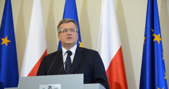 Prezydent wystąpił do TK, z wnioskiem ws. ustawy o SKOK-ach. Bronisław Komorowski zwrócił się o rozstrzygnięcie, czy w przypadku ustawy ważniejsze jest zapewnienie ważności stabilności finansów czy gwarancje dla prawa własności.