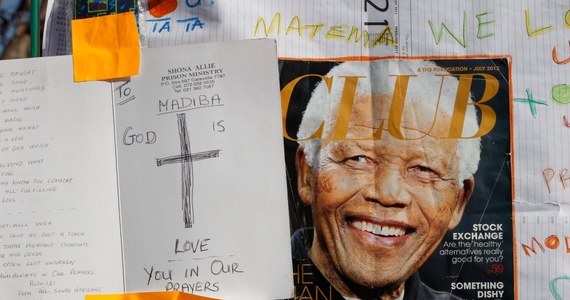 ​Były prezydent RPA i laureat Pokojowej Nagrody Nobla z 1993 roku Nelson Mandela "jest w stanie bardzo krytycznym" i w każdej chwili "wszystko może się zdarzyć" - poinformowała jego najstarsza córka Makaziwe. Jak dodała, jej ojciec reaguje na dotyk.