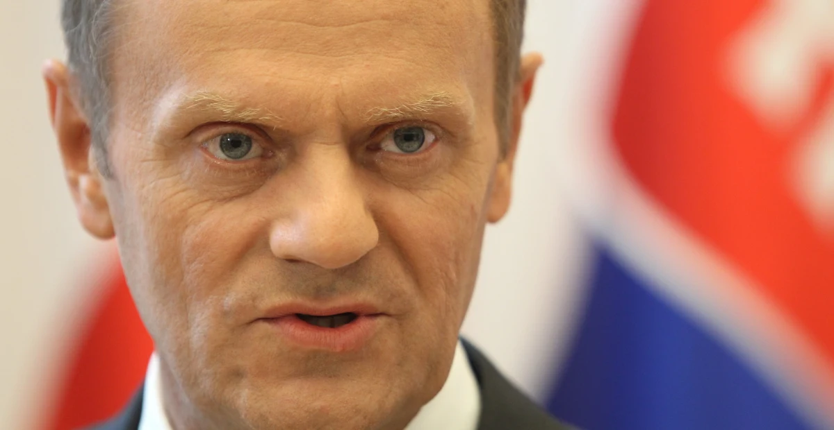 "Nie było żadnego wybuchu, był wybuch niechęci i agresji” – tak premier Donald Tusk skomentował wydany przez Naczelną Prokuraturę Wojskową komunikat. Śledczy ogłosili, że biegli nie stwierdzili pozostałości materiałów wybuchowych na elementach wraku Tu-154M. Prokuratorom nie wierzą natomiast członkowie niektórych rodziny ofiar katastrofy smoleńskiej.