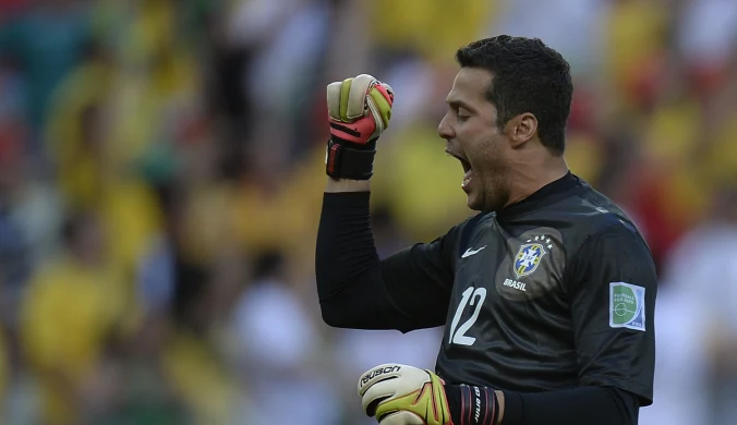 Julio Cesar bliski przejścia do Arsenalu