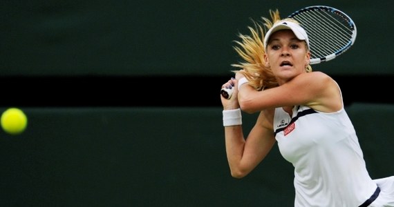 Agnieszka Radwańska zagra po południu z Sabine Lisicki. Stawką tego spotkania będzie finał wielkoszlemowego Wimbledonu na kortach trawiastych w Londynie. Faworytką jest Niemka, która niespodziewanie wyeliminowała Serenę Williams. 