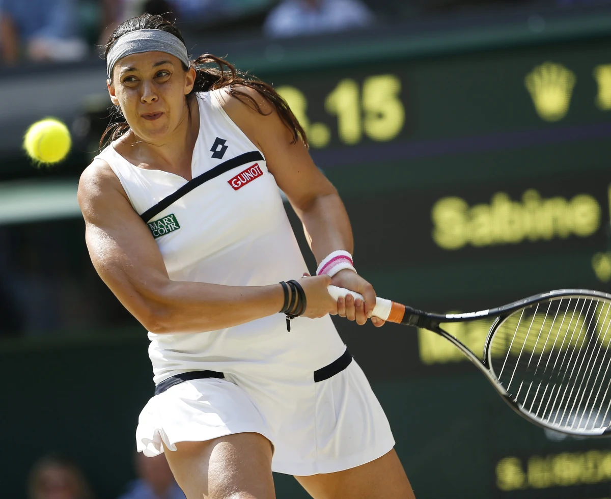 Marion Bartoli odniosła pierwsze zwycięstwo w Wielkim Szlemie, triumfując w turnieju na trawiastych kortach w Wimbledonie (z pulą nagród 22,56 mln funtów). 28-letnia francuska tenisistka pokonała w finale Niemkę polskiego pochodzenia Sabine Lisicki 6:1, 6:4.