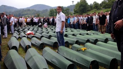 Pochowali ofiary Srebrenicy. W 18. rocznicę masakry