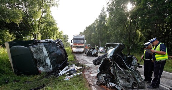 Tragiczny Wypadek. Zginęły Trzy Osoby - Zdj.3 - Na Drogach W Interia.pl ...