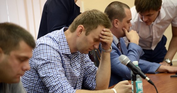 Rosyjski opozycjonista i bloger Aleksiej Nawalny został uznany za winnego spowodowania strat w kontrolowanej przez państwo spółce Kirowles. Sąd w Kirowie skazał go na pięć lat więzienia. 37-letni opozycjonista został aresztowany na sali sądowej.