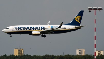 Ryanair znów chce oszczędzać. Każe swoim pilotom latać.. wolniej