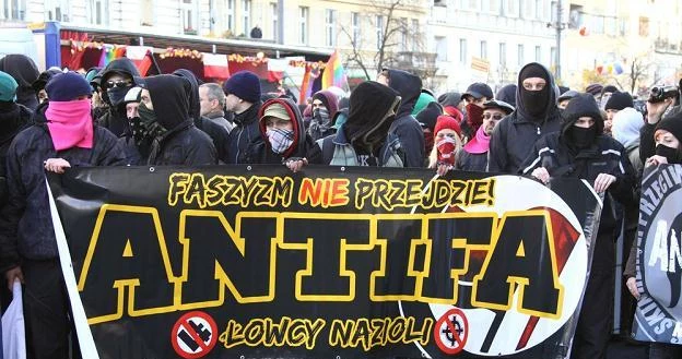 Antifa podczas marszu 11 listopada