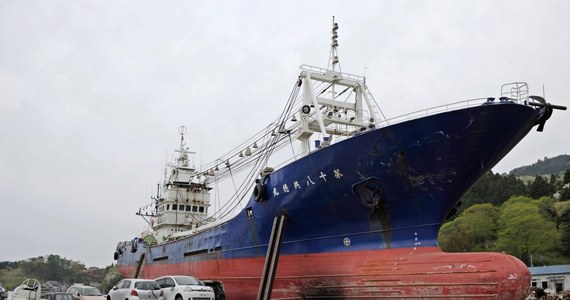 Japońskie miasto Kesennuma zdecydowało, że słynna łódź rybacka, która w czasie tsunami została wepchnięta do miasta przez żywioł, będzie zezłomowana. Statek stał się symbolem niszczycielskiej siły, która nawiedziła kraj w 2011 roku.