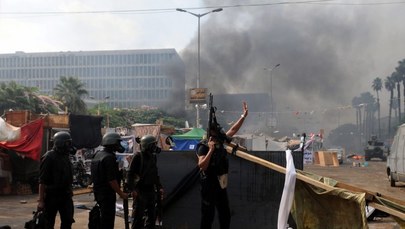 Krwawe zamieszki w Kairze