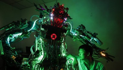 Chiński samouk stworzył robota ze … złomu!