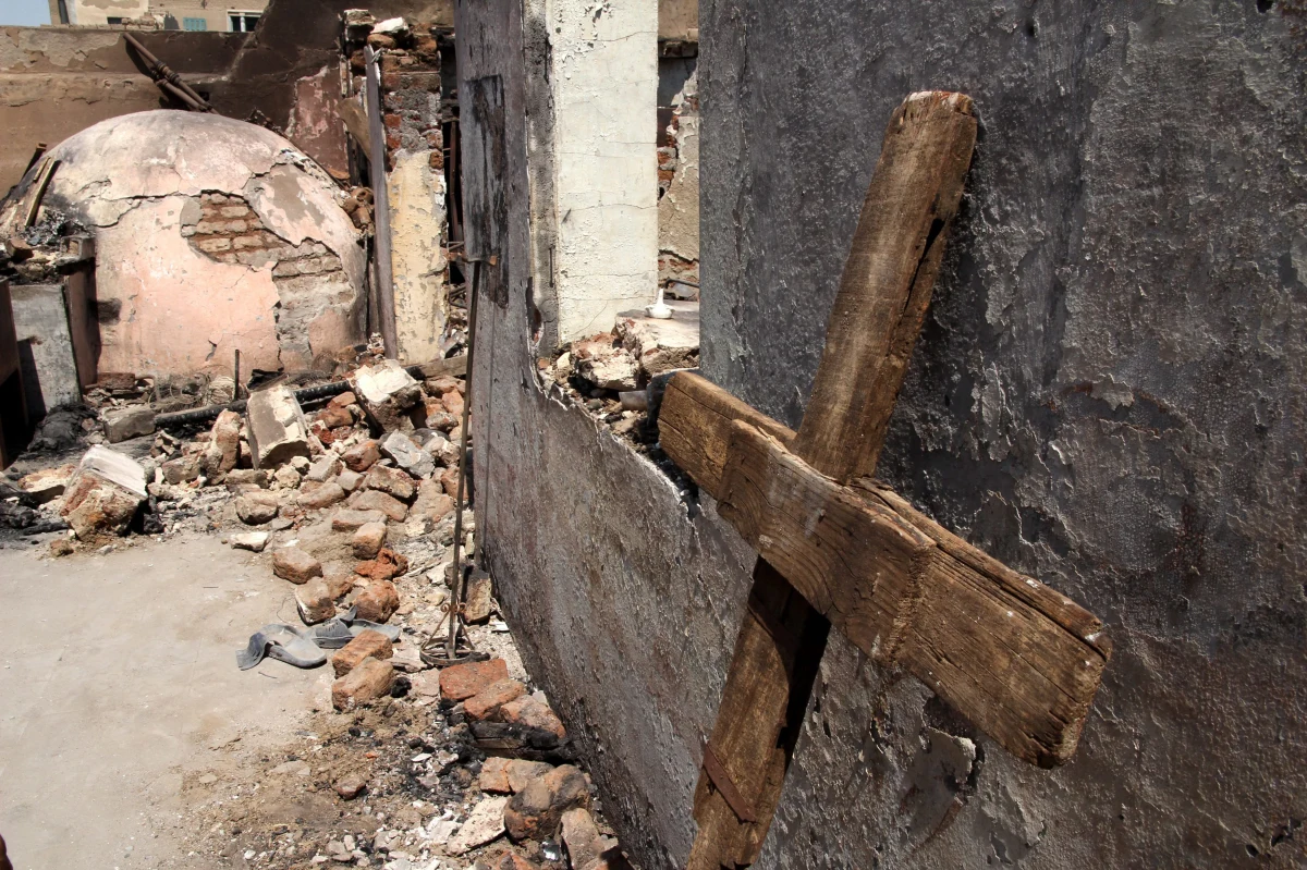 Zatrudniony w najważniejszym egipskim państwowym dzienniku "Al-Ahram" dziennikarz Tamer Abdel-Rauf został zastrzelony przez żołnierzy na wojskowym drogowym posterunku kontrolnym. Poinformowały o tym egipskie władze bezpieczeństwa.