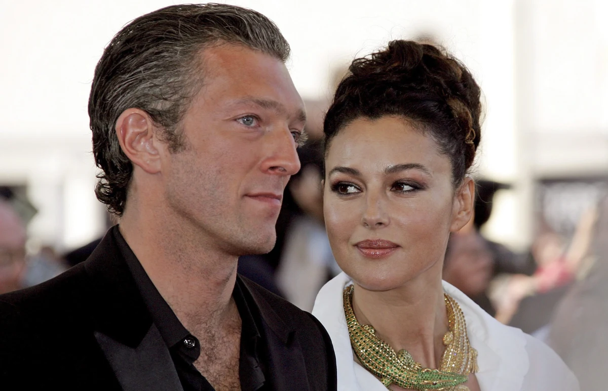Monica Bellucci i Vincent Cassel ogłosili separację po 14 latach małżeństwa. O tej trudnej dla aktorki decyzji poinformowało jej biuro prasowe. 