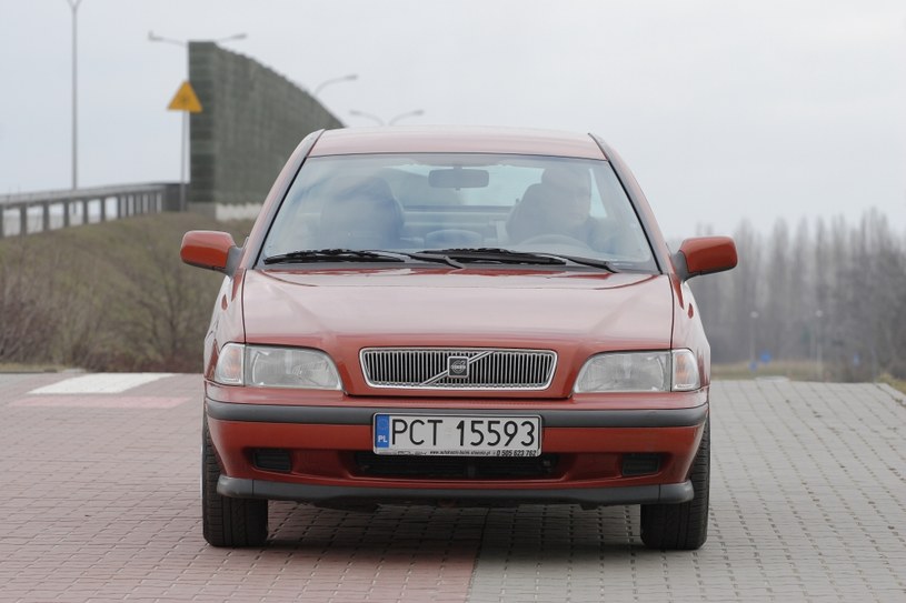 Używane Volvo S40/V40 (19952004) Motoryzacja w INTERIA.PL