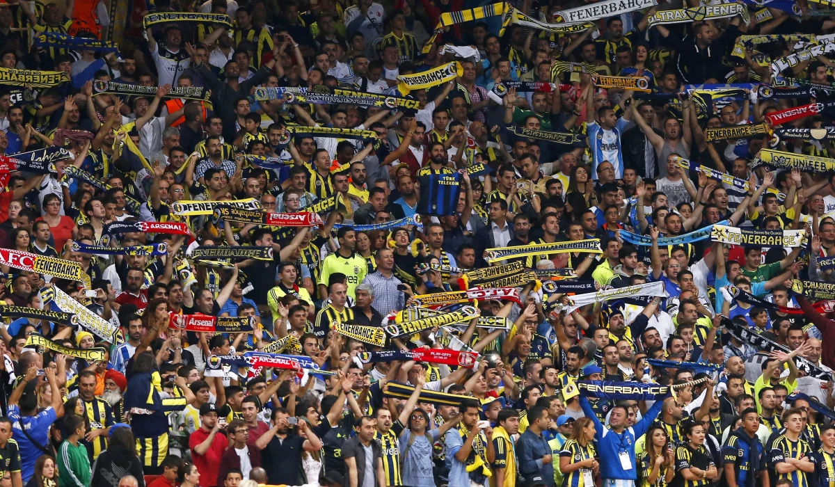 Międzynarodowy Trybunał Arbitrażowy ds. Sportu (CAS) w Lozannie ostatecznie wykluczył Metalist Charków i Fenerbahce Stambuł z udziału w europejskich pucharach piłkarskich. Oba kluby zostały już wcześniej zawieszone przez UEFA, ale postanowiły się odwołać. CAS podtrzymał jednak decyzję Europejskiej Unii Piłkarskiej. Od jego werdyktu nie ma już odwołania. 