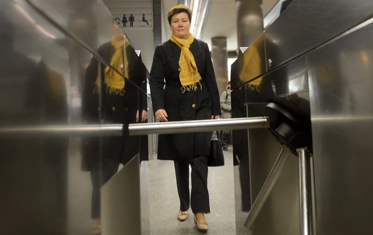 Szef mazowieckiej PO ocenił, że gdyby doszło do odwołania w referendum prezydent Warszawy Hanny Gronkiewicz-Waltz i powołania na jej miejsce komisarza, to Warszawie może grozić paraliż decyzyjny. "To jest ten bilans, który każdy warszawiak powinien mieć w głowie" - oświadczył Andrzej Halicki.