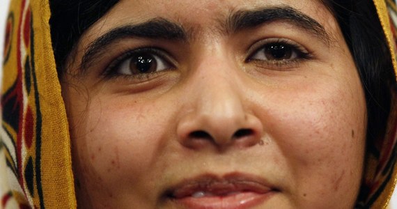 Walcząca o prawa dzieci do edukacji 16-letnia Pakistanka Malala Yousafzai, która przeżyła atak talibów w październiku 2012 r., odebrała Międzynarodową Nagrodę Pokojową Dzieci - poinformowała fundacja KidsRights. ​Malala została wybrana dzięki "talentowi i odwadze, ponieważ dziewczyna ryzykowała życiem w walce o dostęp do edukacji dla dziewcząt z całego świata" - wyjaśniła w uzasadnieniu fundacja.