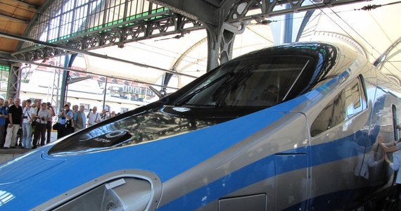 W styczniu 2014 roku ruszą prace nad rozkładem jazdy dla Pendolino - poinformował pełnomocnik PKP PLK ds. rewitalizacji linii kolejowych Piotr Malepszak. Superszybki pociąg będzie jeździł po polskich torach od grudnia 2014 roku.