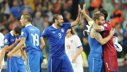 Włosi i Holendrzy już pewni gry na brazylijskim mundialu