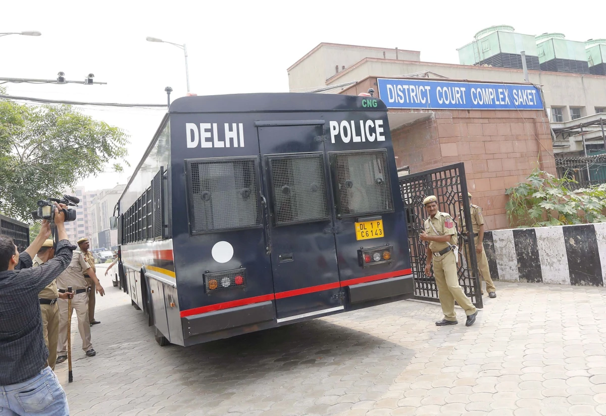 Sąd w Delhi skazał na karę śmierci przez powieszenie czterech mężczyzn, sprawców brutalnego gwałtu w grudniu 2012 roku na 23-letniej kobiecie, która zmarła następnie w wyniku obrażeń. Wyrok musi jeszcze zatwierdzić sąd wyższej instancji.