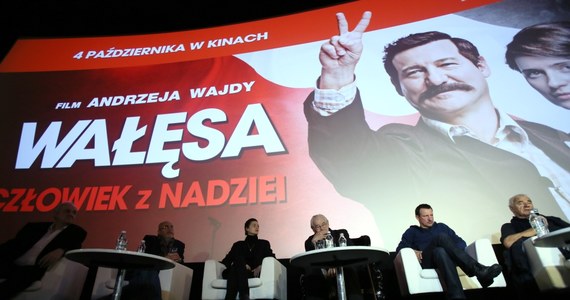 "Wałęsa. Człowiek z nadziei" w reżyserii Andrzeja Wajdy, z Robertem Więckiewiczem i Agnieszką Grochowską w rolach głównych, będzie polskim kandydatem do Oscara w kategorii najlepszy obraz nieanglojęzyczny. Taką informację przekazał Polski Instytut Sztuki Filmowej.