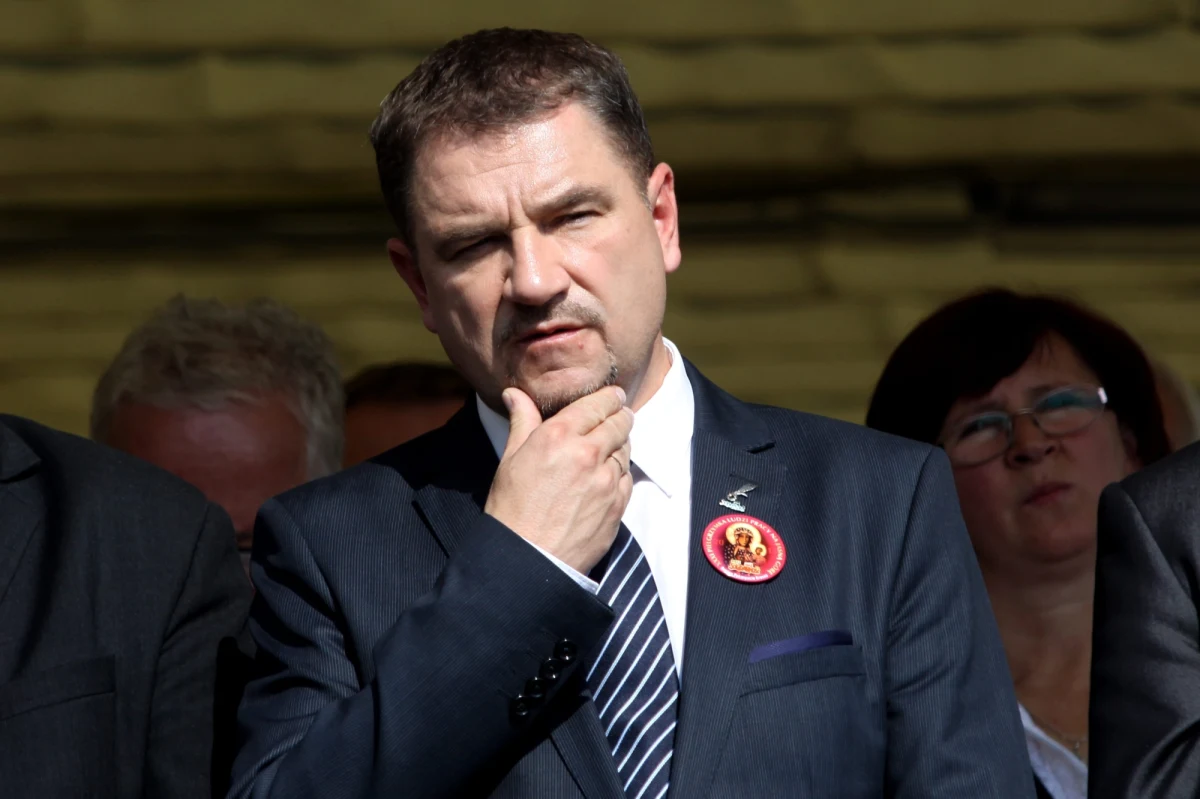 Obecna koalicja PO i PSL jest antypracownicza, antyobywatelska i antyspołeczna - mówi w wywiadzie dla "Gazety Polskiej codziennie" Piotr Duda, przewodniczący NSZZ "Solidarność".  My, związkowcy, jesteśmy przygotowani na każdą ewentualność, w tym także na strajk generalny - dodaje.  