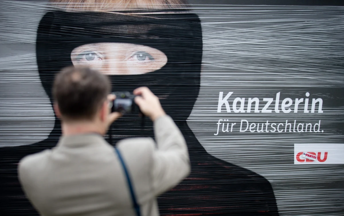 Mieszkańcy krajów Unii Europejskiej, niezadowoleni z radykalnych oszczędności narzuconych im pod presją Niemiec, mają szansę wpłynąć na wynik wyborów parlamentarnych w tym kraju. Chodzi o inicjatywę, w ramach której obywatele Niemiec oddają swój głos wybranemu obcokrajowcowi. 