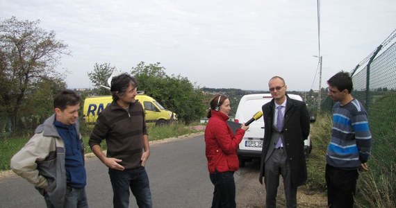 "Błagamy o pomoc. Od miesięcy musimy codziennie żyć w potwornym fetorze z nowo wybudowanej sortowni odpadów i kompostowni - mieszkańcy dzielnicy Lipnik". Mail tej treści wpłynął na adres fakty@rmf.fm. Sprawdziliśmy - na smród bielszczanie skarżą się do władz od ponad roku i nic w tej sprawie się nie dzieje. RMF FM interweniuje, by im pomóc.