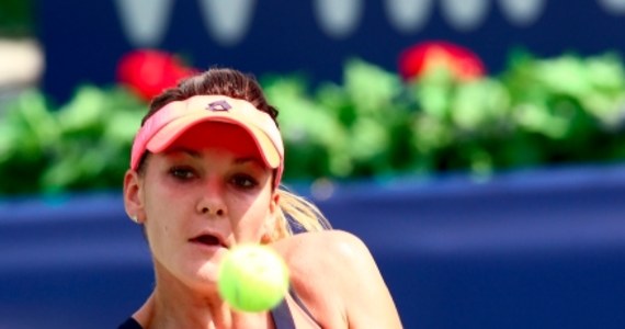 Agnieszka Radwańska pokonała Hiszpankę Larę Arruabarrenę 6:0, 6:2 i awansowała do finału turnieju WTA Tour na twardych kortach w Seulu (z pulą nagród 500 tysięcy dolarów). Najwyżej rozstawiona tenisistka nie straciła jeszcze w imprezie seta. 