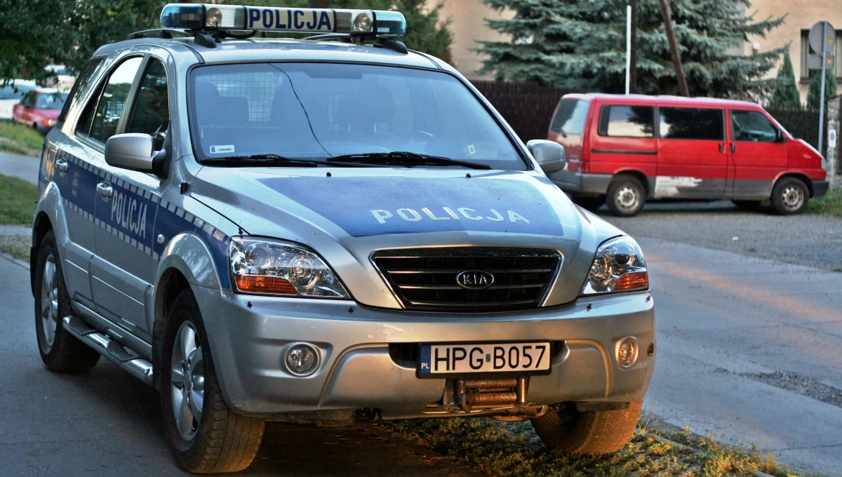 Małopolska policja poszukuje matki półrocznego chłopca, który w stanie krytycznym trafił do szpitala w Tarnowie. Dziecko ma rany na szyi i nadgarstkach, zadane prawdopodobnie nożem.