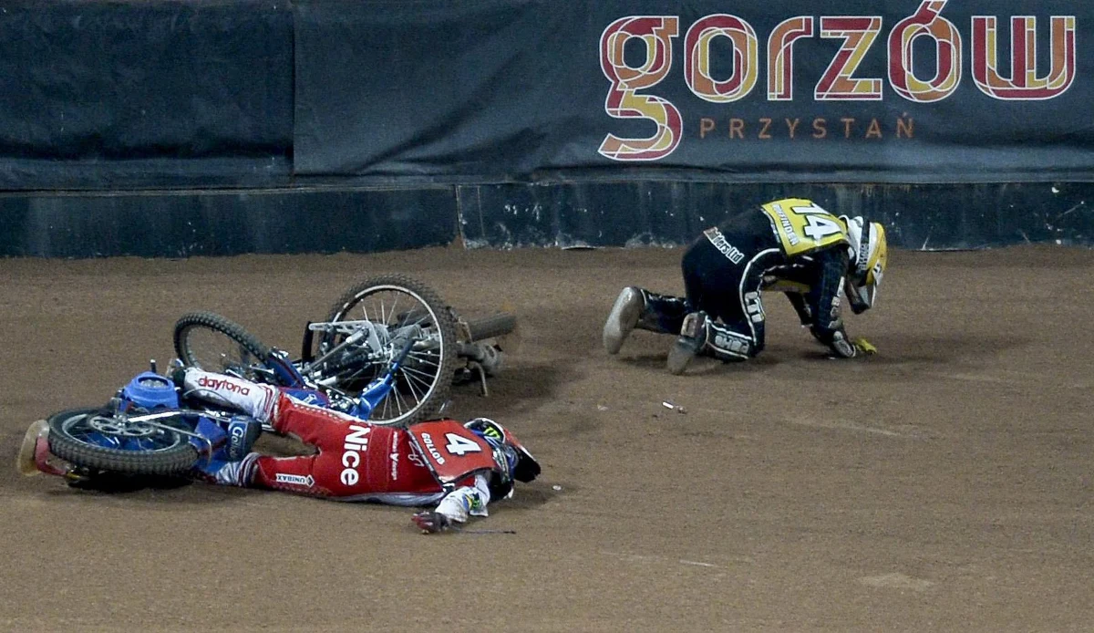 Tomasz Gollob nie pojawi się w tym roku na żużlowych torach. W sobotę podczas przedostatniej eliminacji indywidualnych mistrzostw świata w Sztokholmie miał wypadek. Trafił do szpitala w Szwecji, gdzie przeszedł badania. 