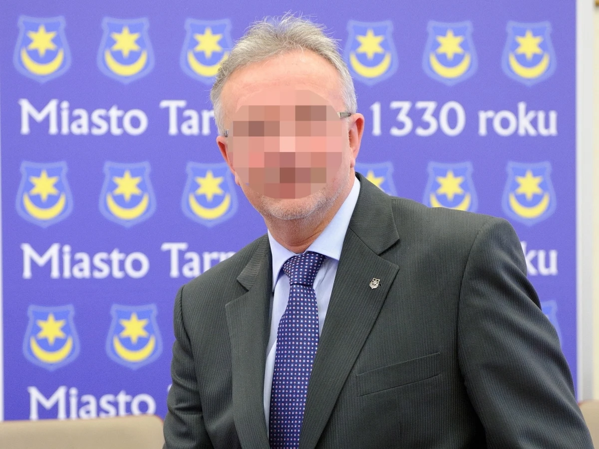 Prezydent Tarnowa został aresztowany na 3 miesiące. Ryszard Ś. jest podejrzany o przyjęcie łapówki przy budowie łącznika z węzłem autostrady A4 w Małopolsce. Grozi mu do 8 lat więzienia. 