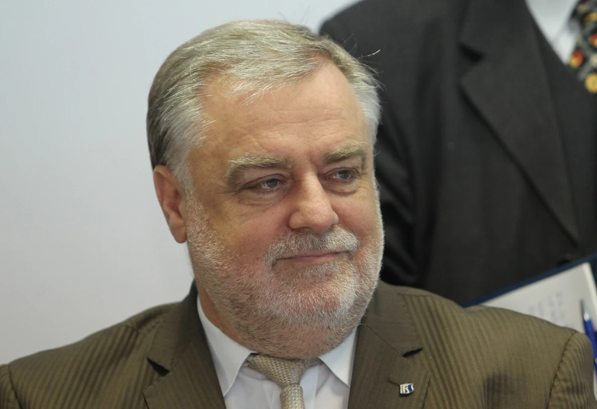 Warszawska prokuratura zajmie się byłym już dyrektorem Instytutu Transportu Samochodowego - ustalił reporter RMF FM Mariusz Piekarski. Minister transportu złoży doniesienie dotyczące analiz, których wykonanie zlecał sam sobie Andrzej Wojciechowski.  