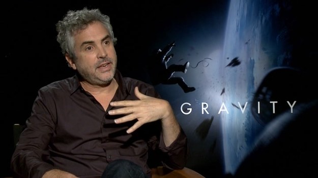 Nie używaliśmy zielonych ekranów, a kilku innych technologii, które sami stworzyliśmy na potrzeby tego filmu, jako że technologia, jakiej potrzebowaliśmy, żeby osiągnąć zamierzony efekt, po prostu nie istniała. Musieliśmy stworzyć sobie własny zestaw narzędzi - tak o pracy nad filmem "Grawitacja" mówi Alfonso Cuarón.